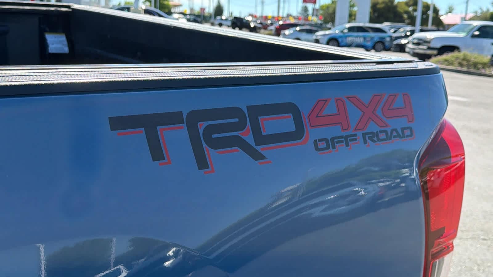 Thumbnail: 2019 Toyota Tacoma - 28