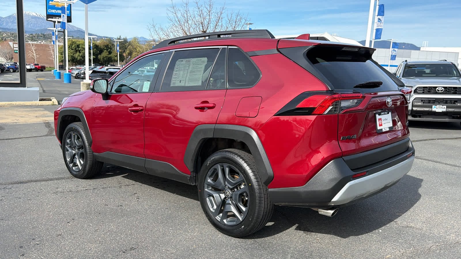 Thumbnail: 2024 Toyota RAV4 - 7