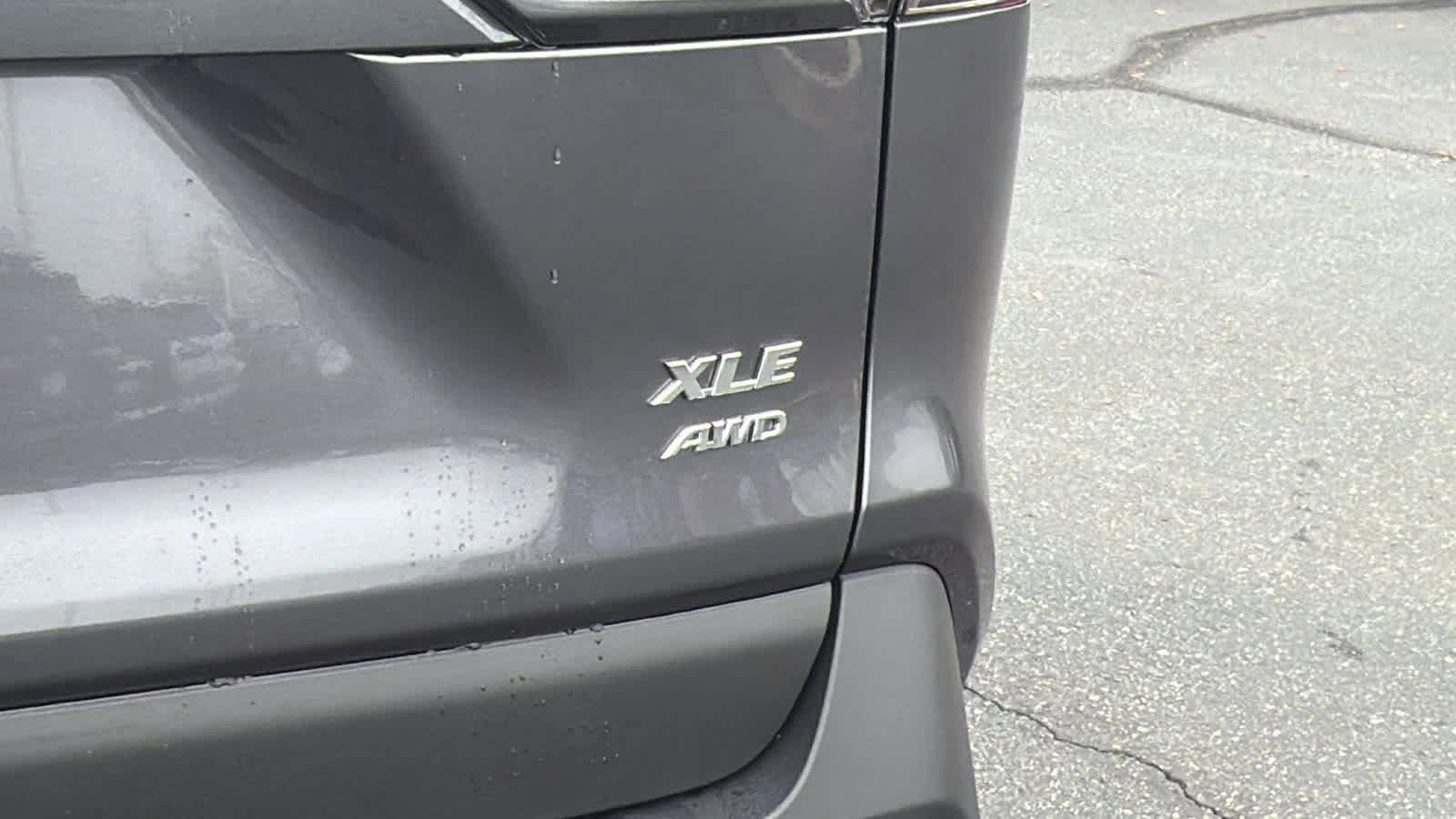 Thumbnail: 2025 Toyota RAV4 - 28