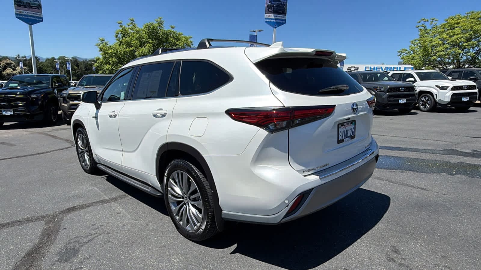 Thumbnail: 2021 Toyota Highlander - 7