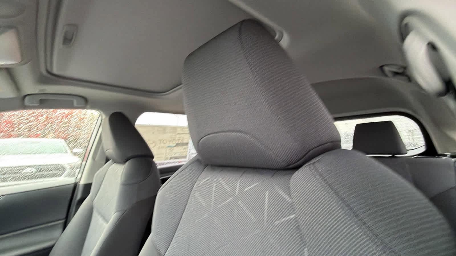 Thumbnail: 2025 Toyota RAV4 - 11