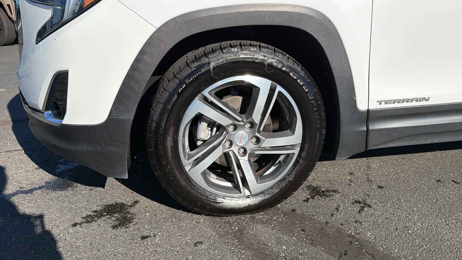 Thumbnail: 2021 GMC Terrain - 9