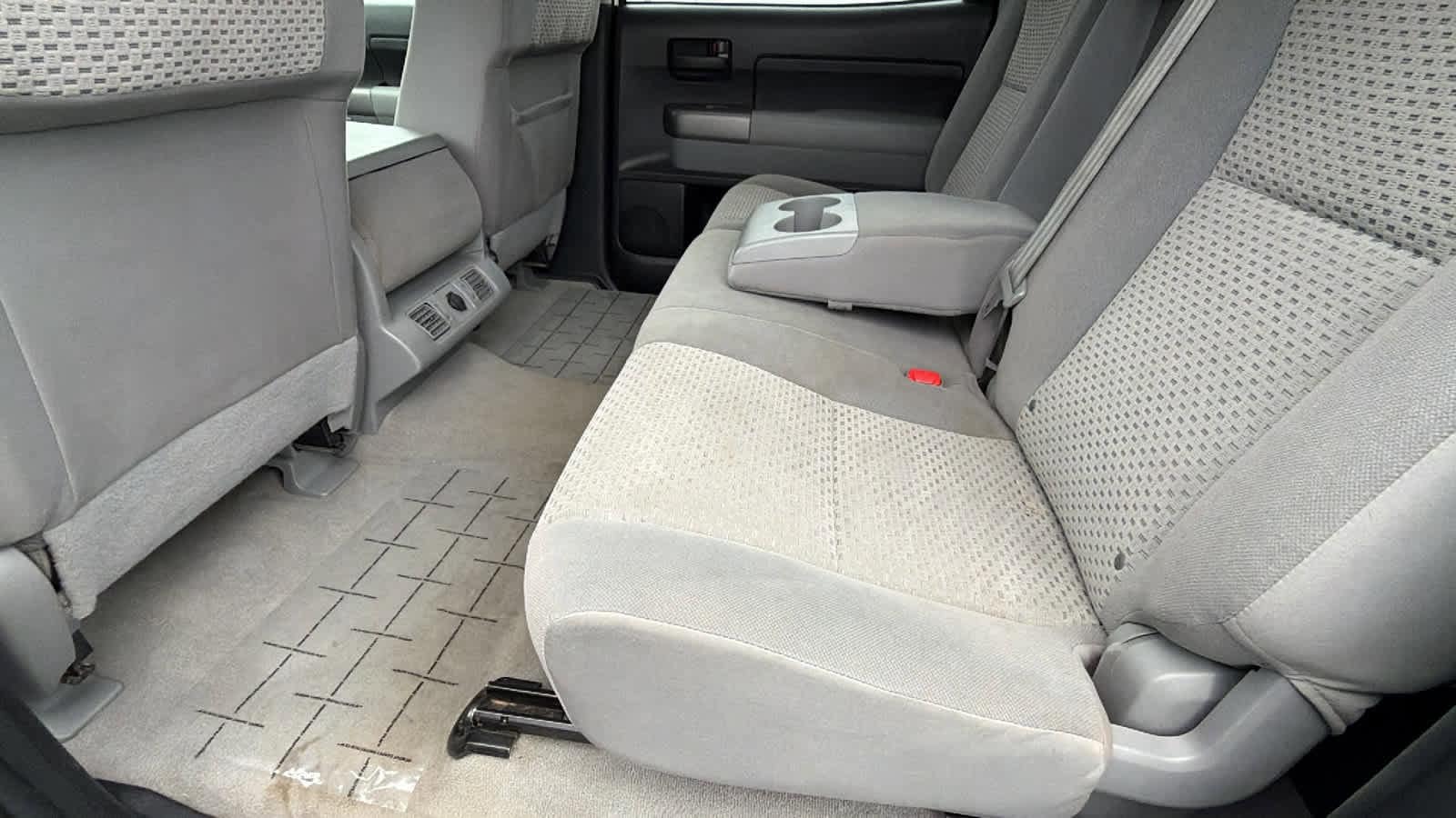 Thumbnail: 2011 Toyota Tundra - 24