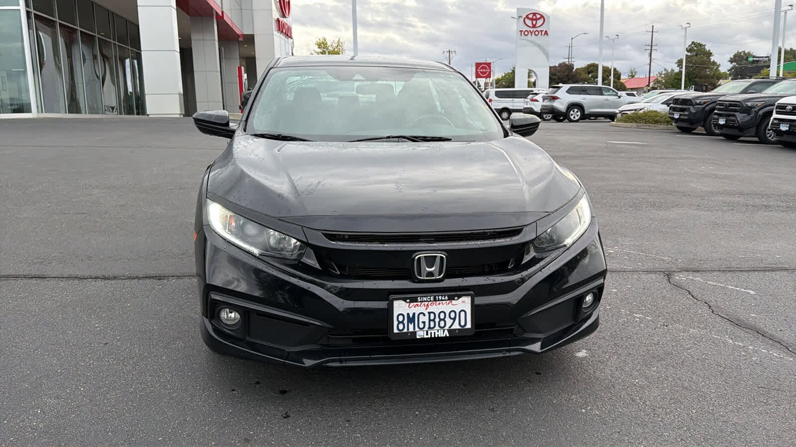2019 Honda Civic Sport photo 2