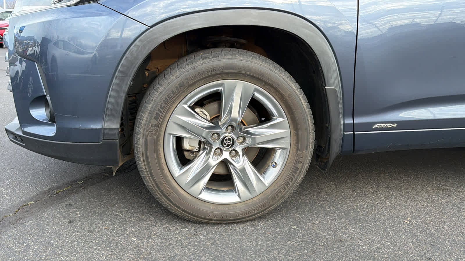 Thumbnail: 2019 Toyota Highlander - 9