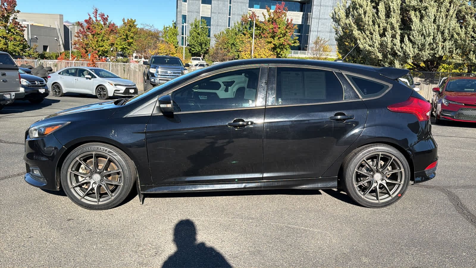 Thumbnail: 2016 Ford Focus - 8