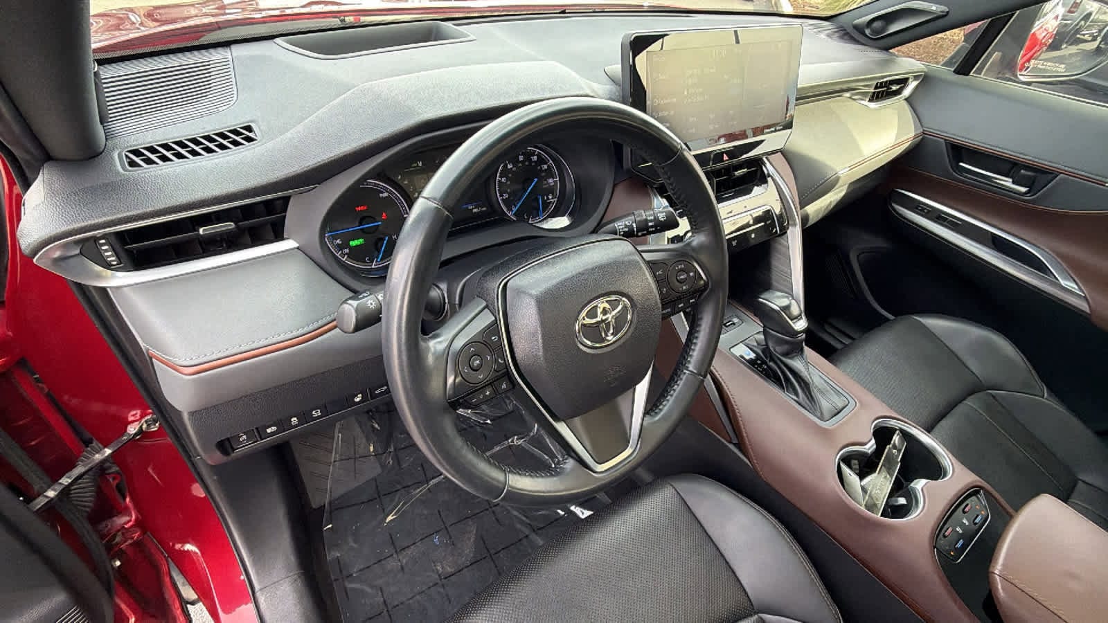 Thumbnail: 2021 Toyota Venza - 10