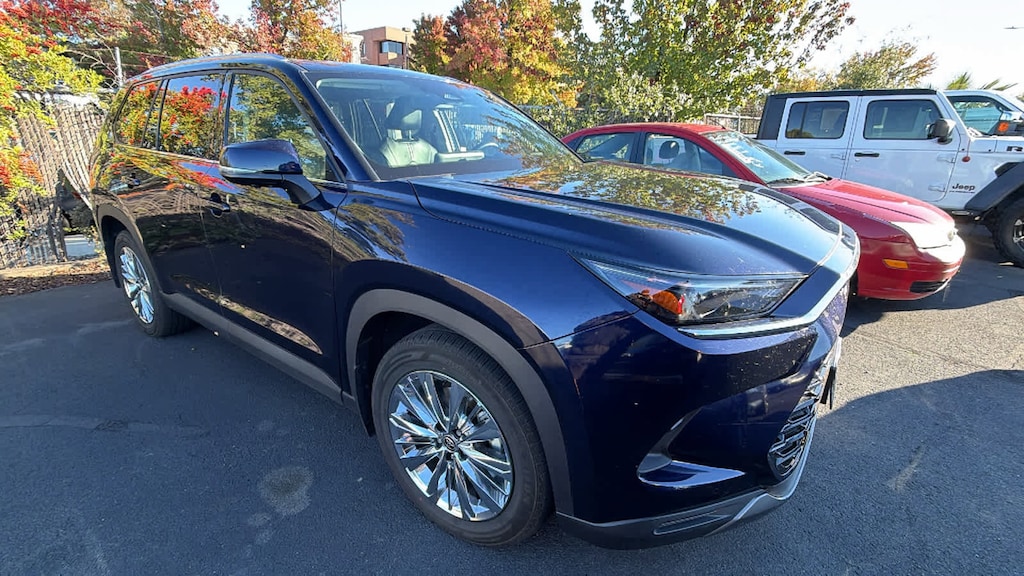 Used 2024 Toyota Grand Highlander Platinum SUV