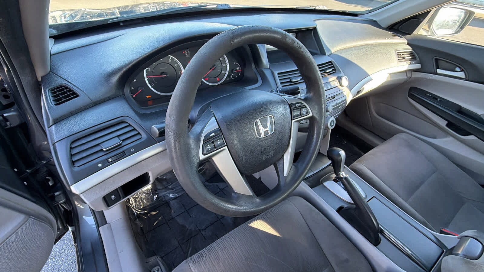 Thumbnail: 2011 Honda Accord - 10
