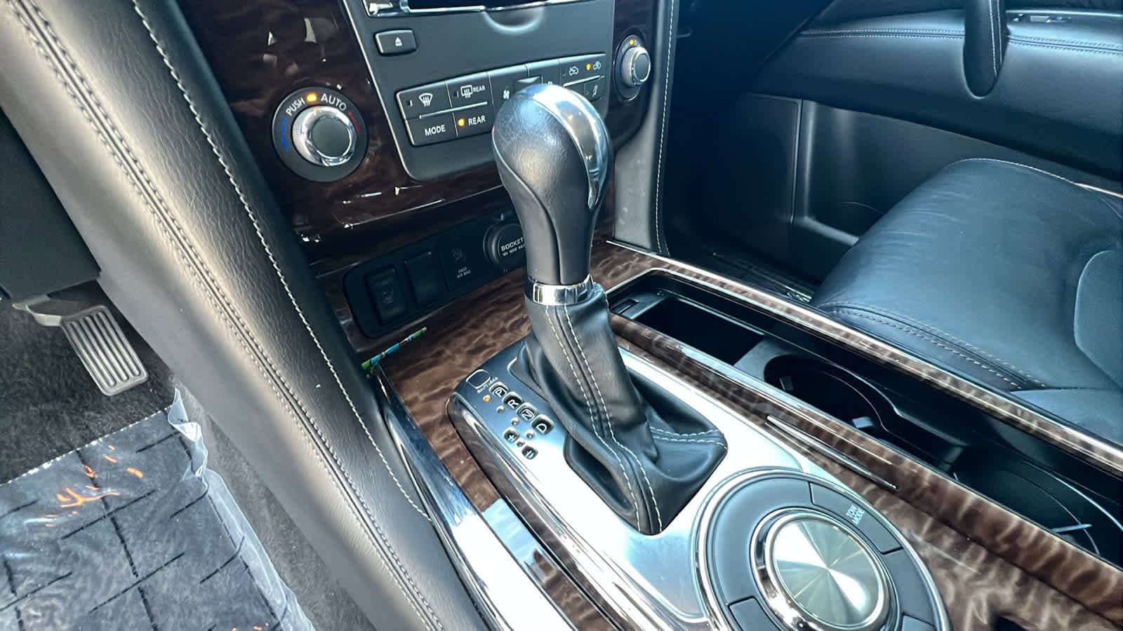 Thumbnail: 2020 Nissan Armada - 13