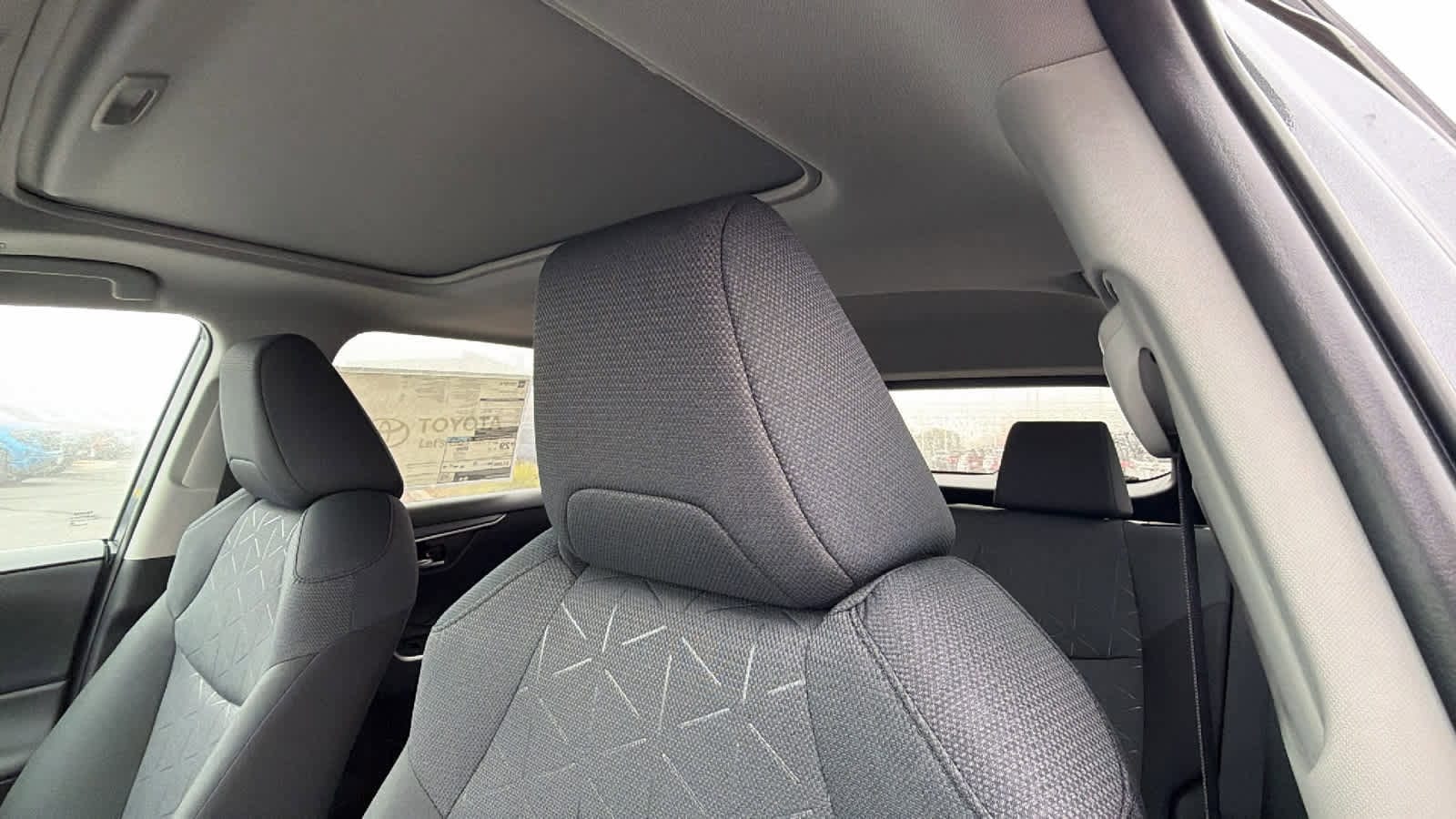 Thumbnail: 2025 Toyota RAV4 - 11