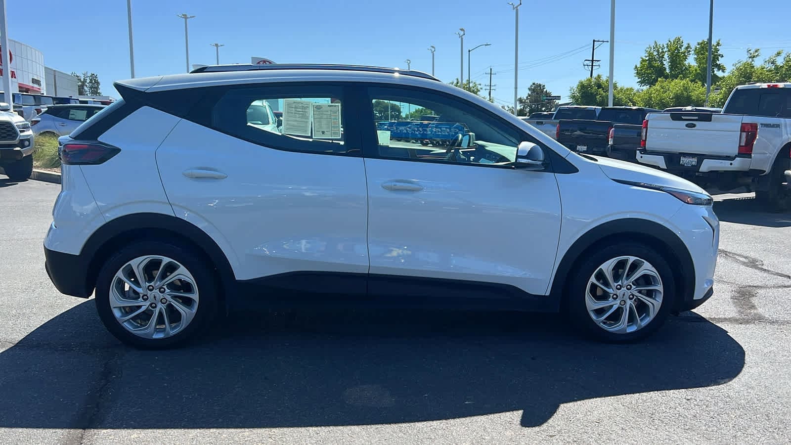 Thumbnail: 2022 Chevrolet Bolt EUV - 4