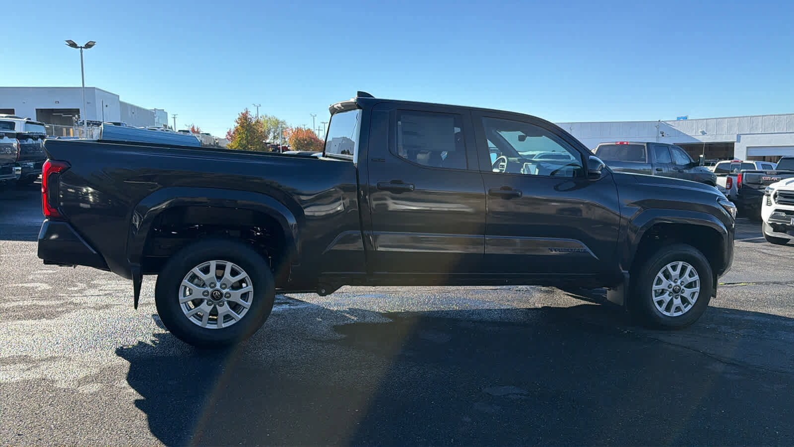 2025 Toyota Tacoma SR5 4x4 Long Bed photo 4