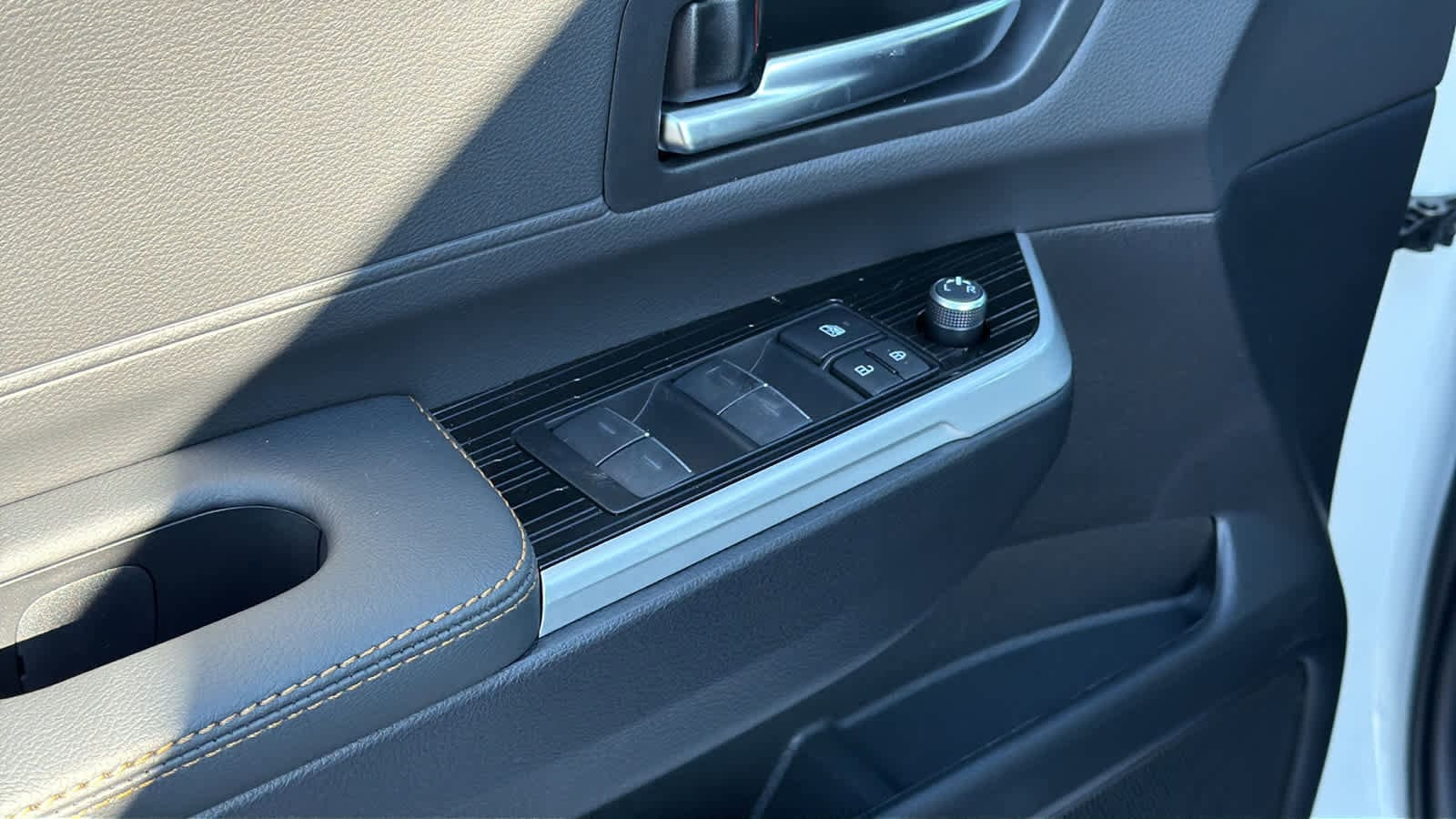 Thumbnail: 2026 Toyota Sienna - 22