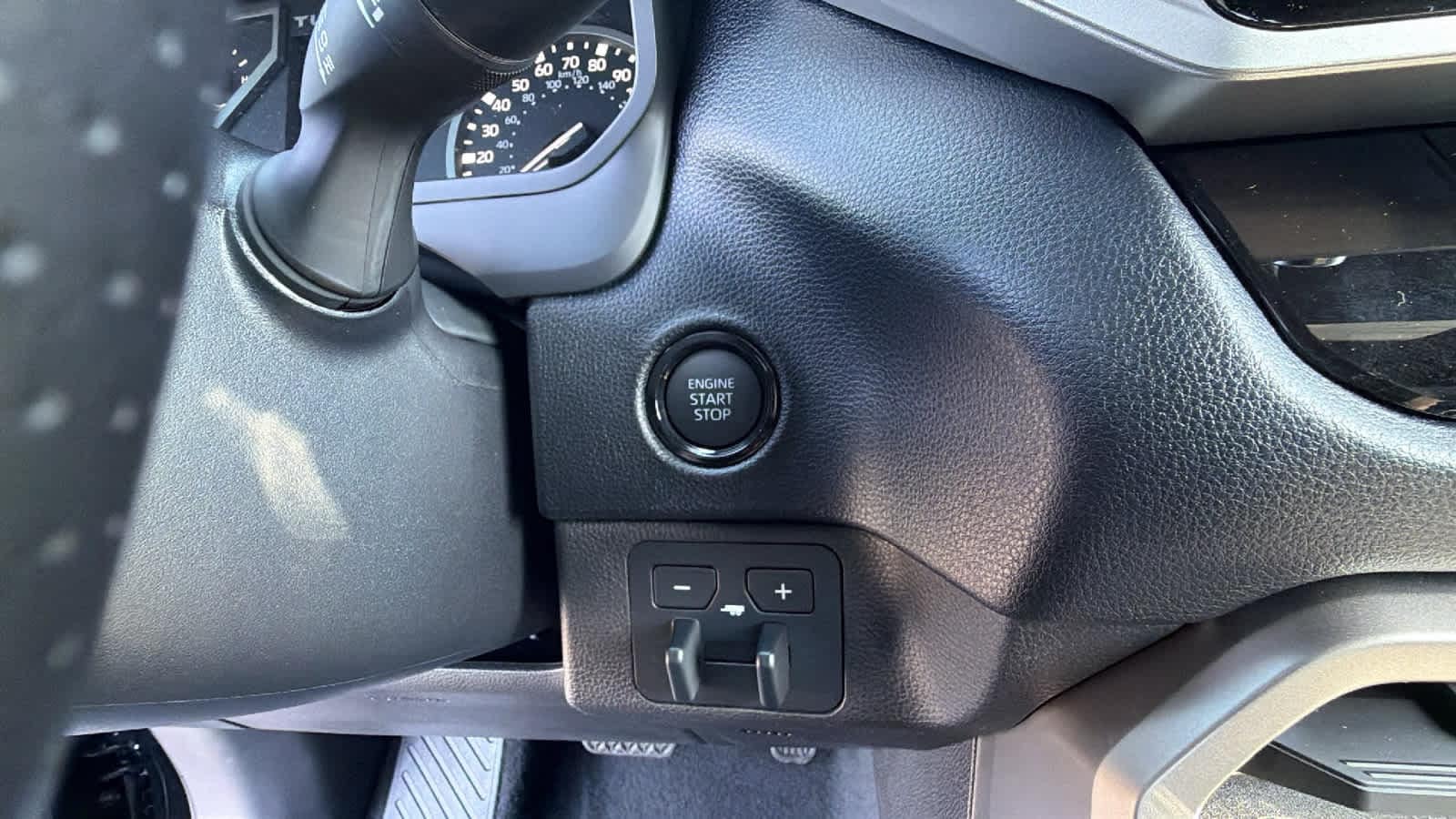 2026 Toyota Tundra SR5 - Photo 17