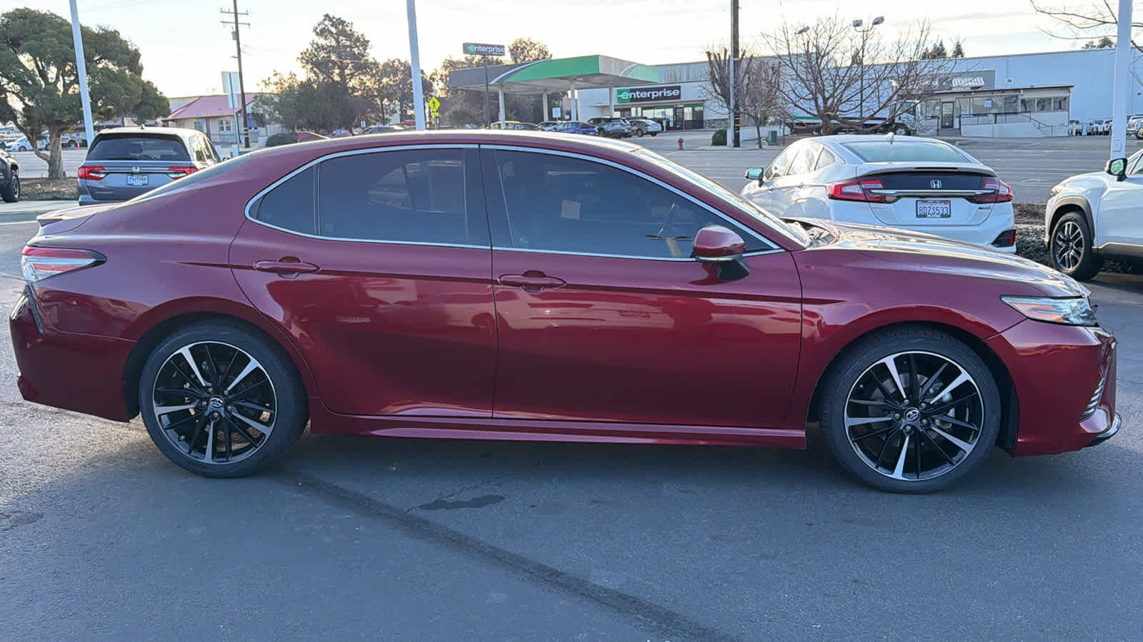 Thumbnail: 2018 Toyota Camry - 4