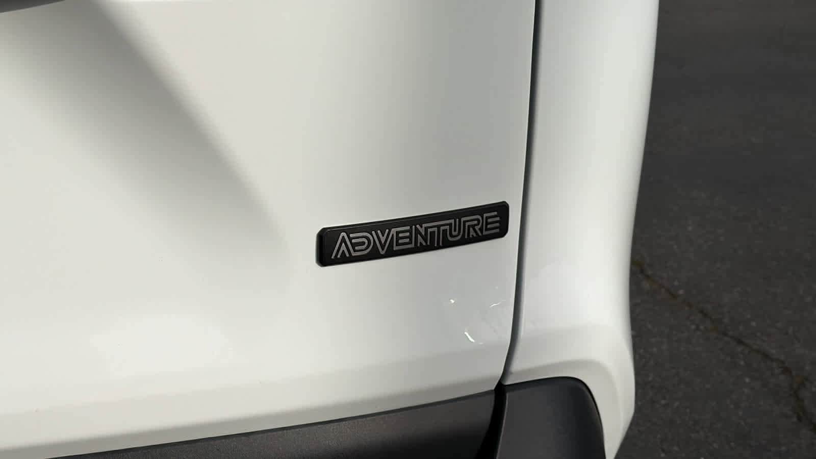 Thumbnail: 2023 Toyota RAV4 - 28