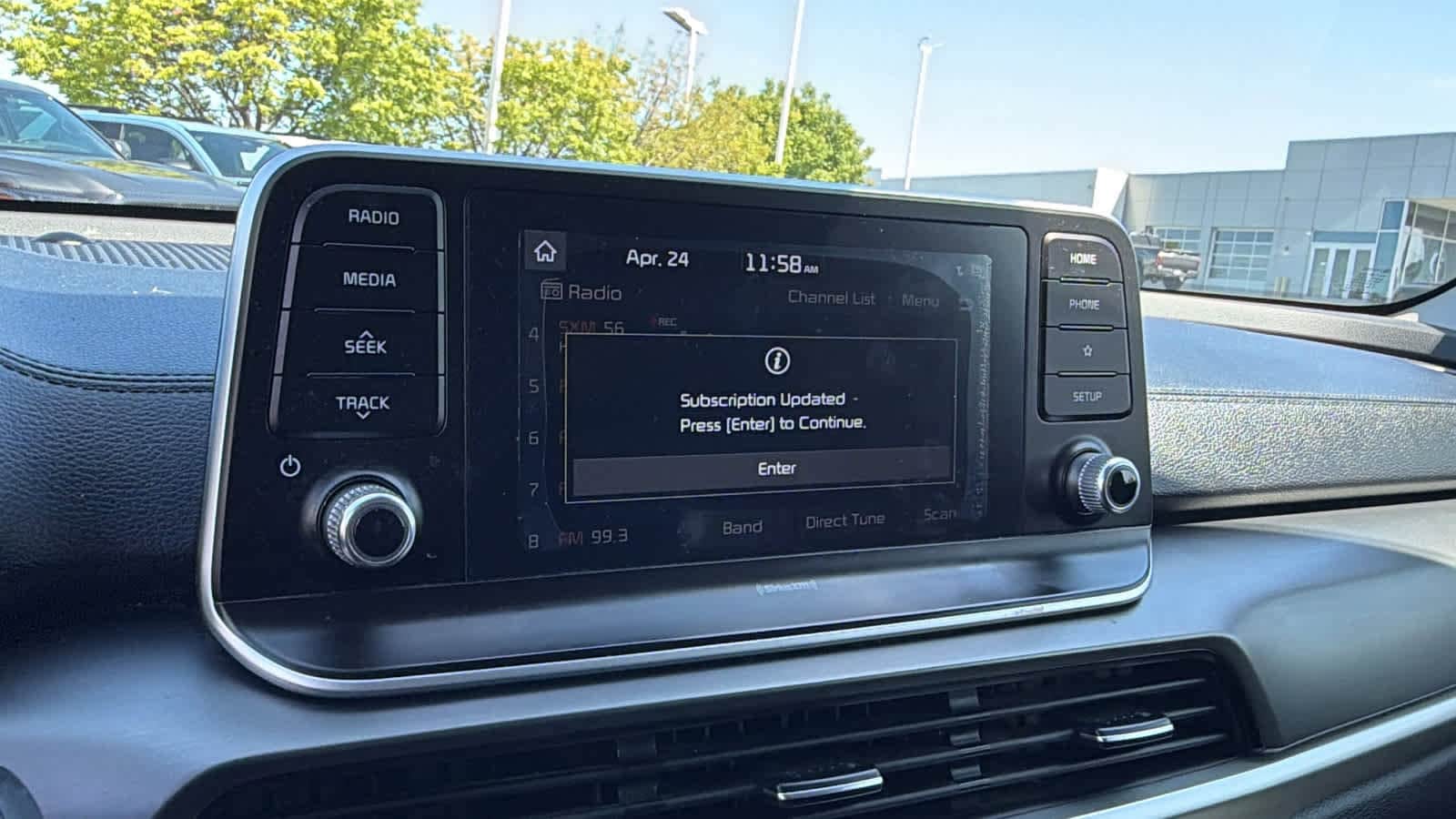 Thumbnail: 2020 Kia Telluride - 15