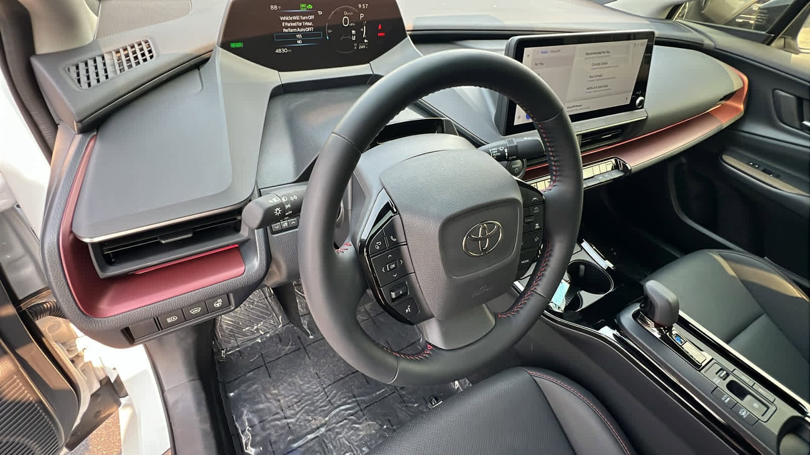 Thumbnail: 2024 Toyota Prius Prime - 10
