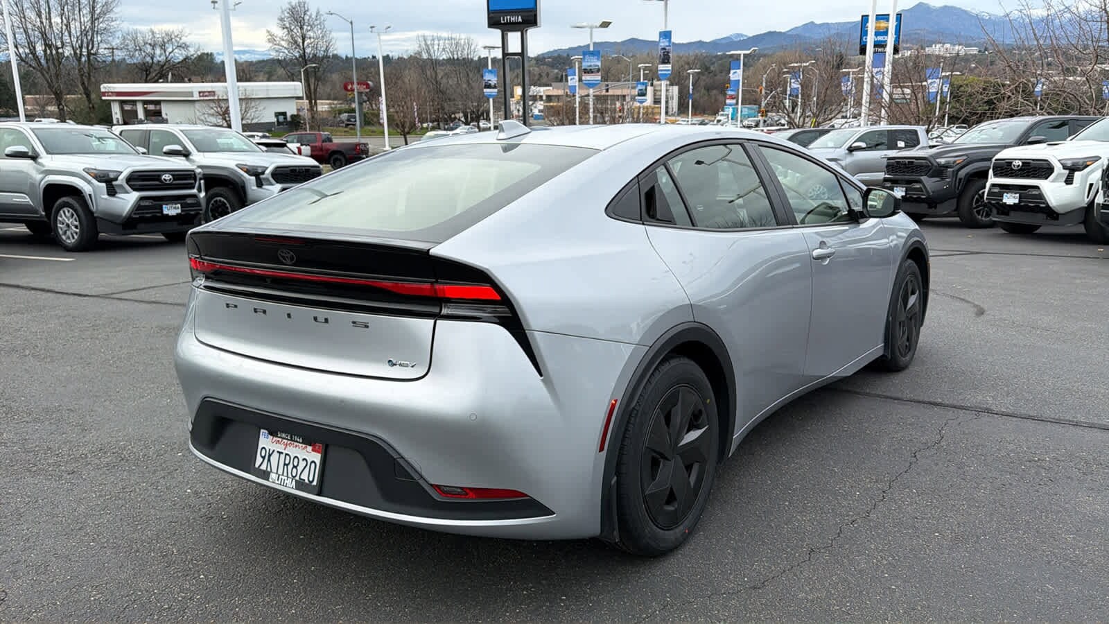 Thumbnail: 2024 Toyota Prius - 5