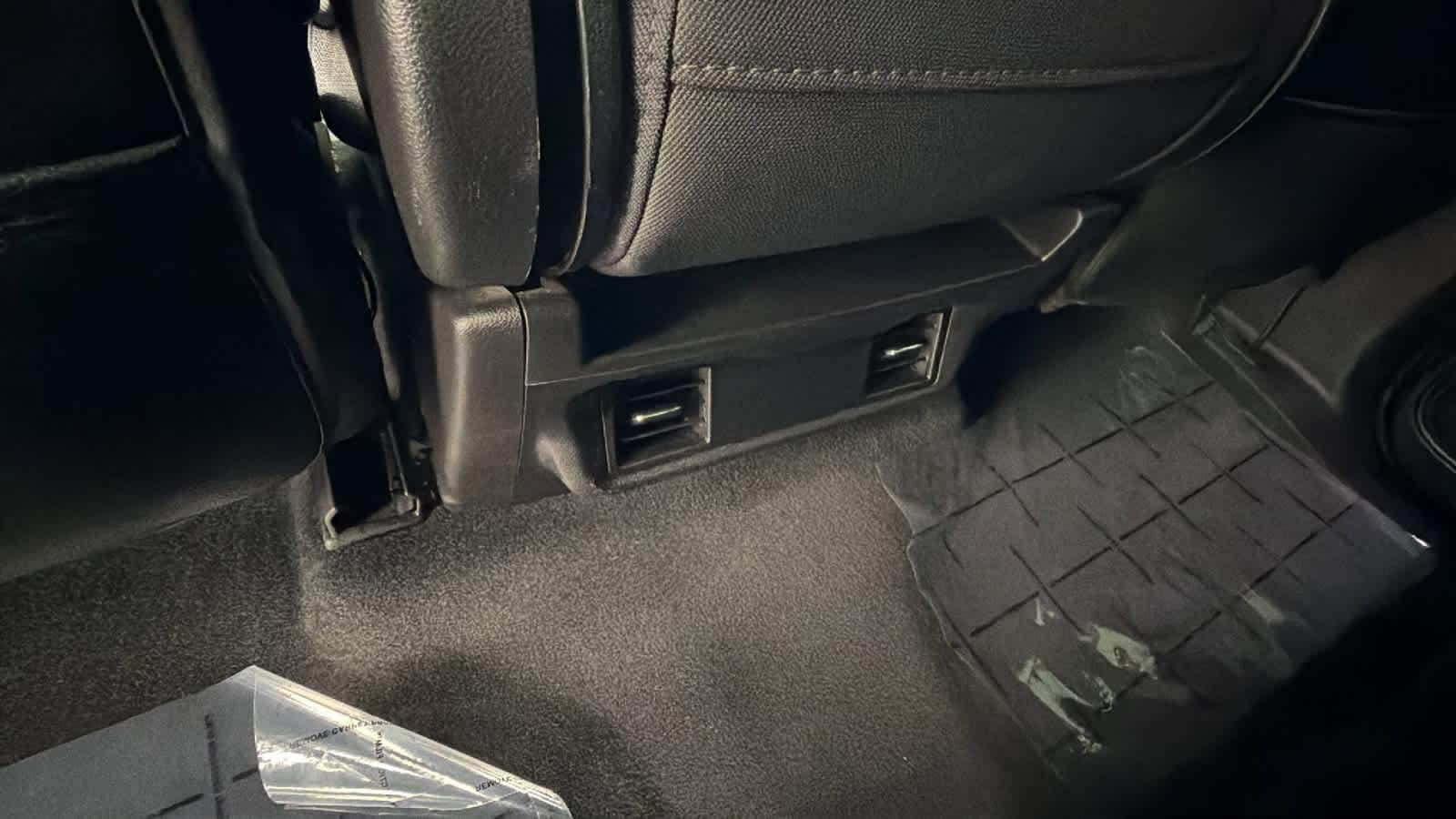 Thumbnail: 2020 Chevrolet Silverado 1500 - 25