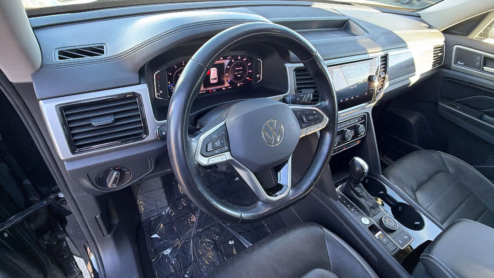 Thumbnail: 2021 Volkswagen Atlas - 10