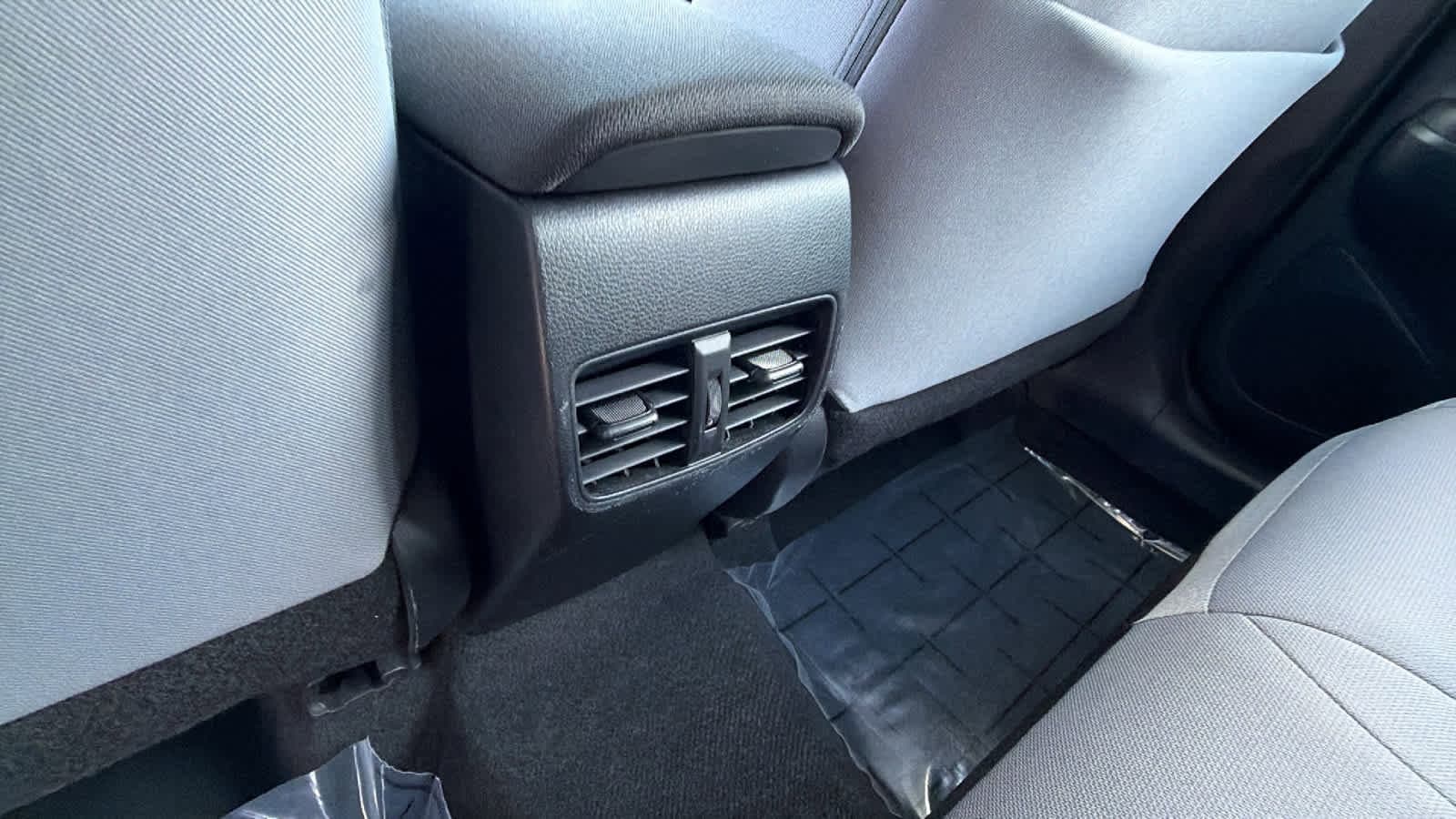 Thumbnail: 2024 Toyota Corolla Cross - 25