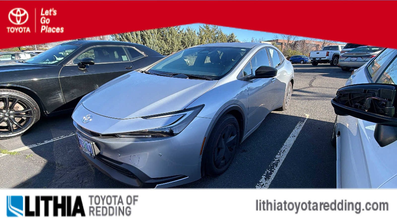 2024 Toyota Prius LE's photo