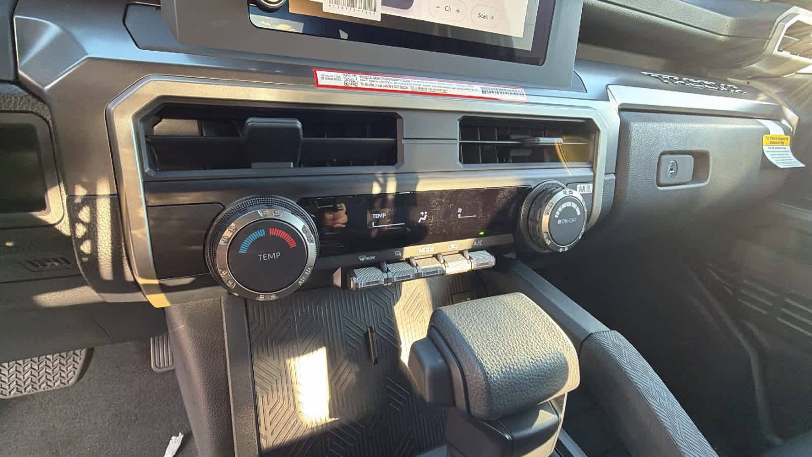 Thumbnail: 2025 Toyota Tacoma - 14