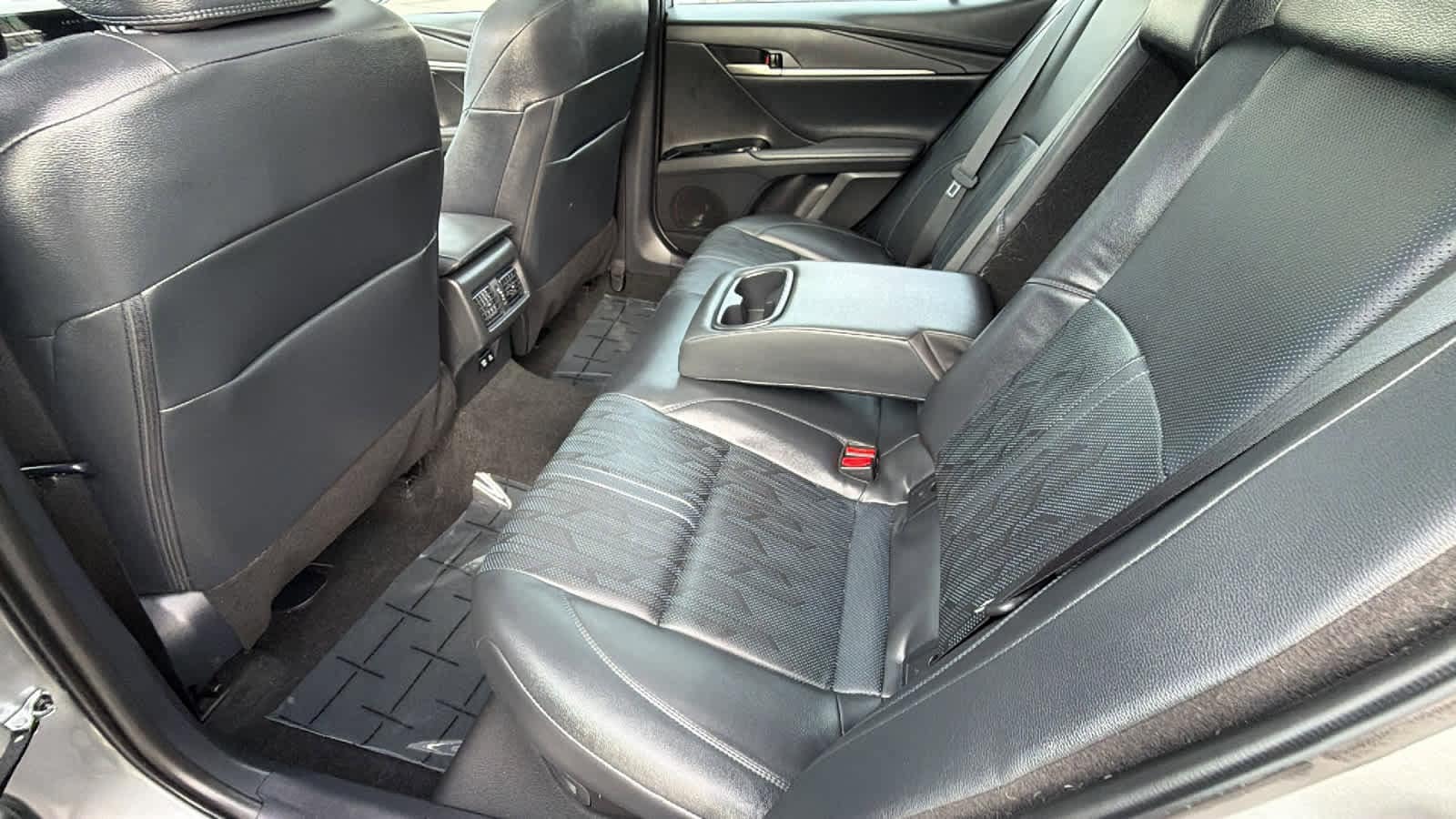 Thumbnail: 2025 Toyota Camry - 24