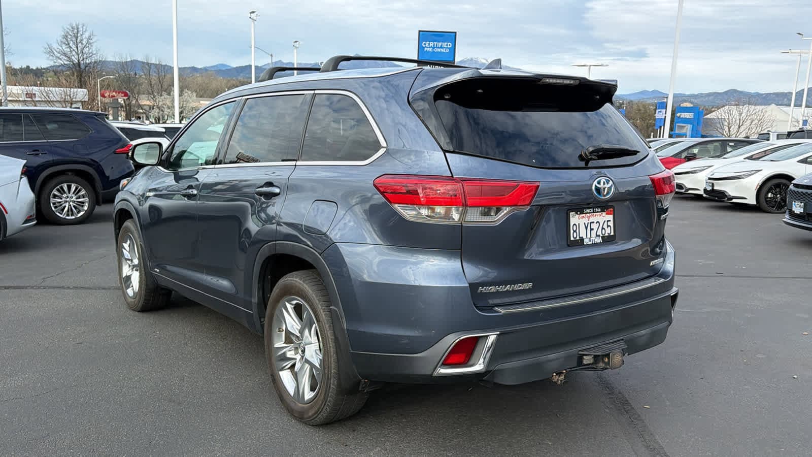Thumbnail: 2019 Toyota Highlander - 7