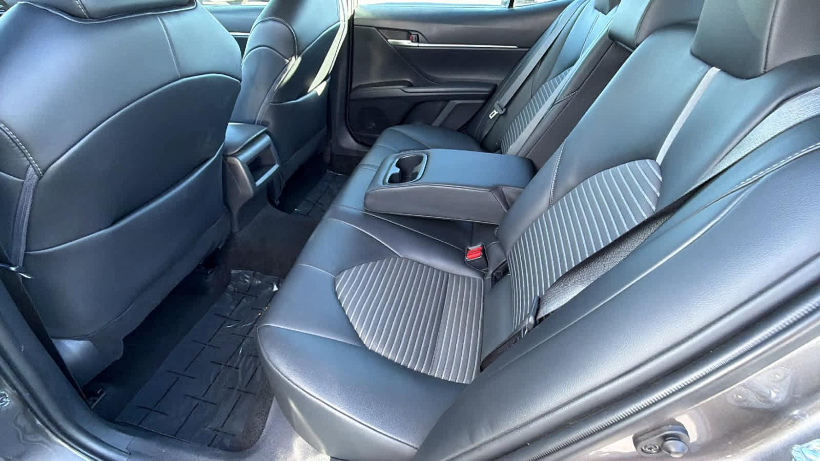 Thumbnail: 2024 Toyota Camry - 24