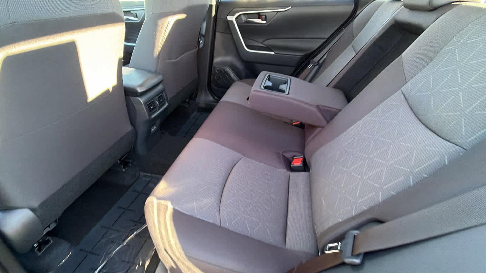 Thumbnail: 2025 Toyota RAV4 - 24