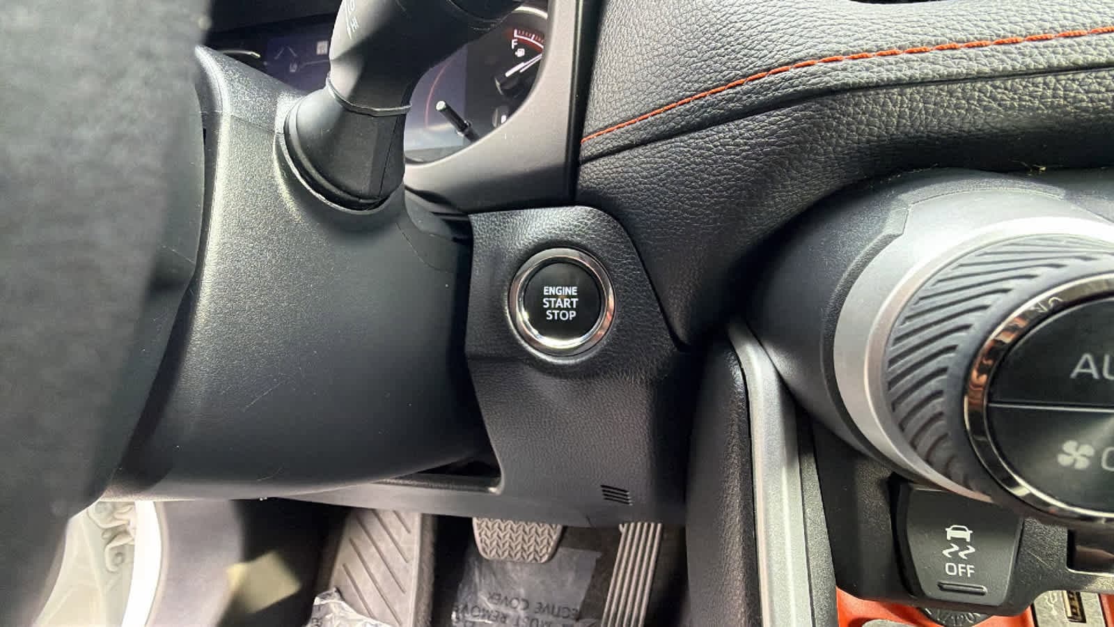 Thumbnail: 2023 Toyota RAV4 - 17