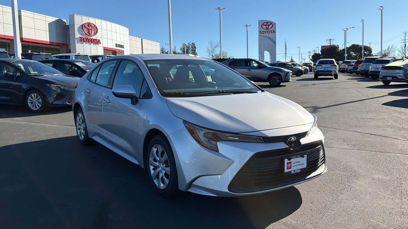 Thumbnail: 2024 Toyota Corolla - 3