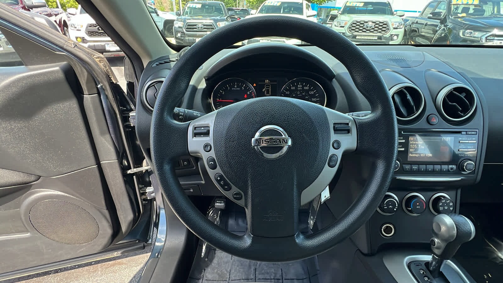 2015 Nissan Rogue S 15