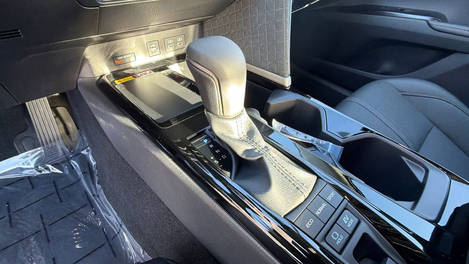 Thumbnail: 2026 Toyota Camry - 13