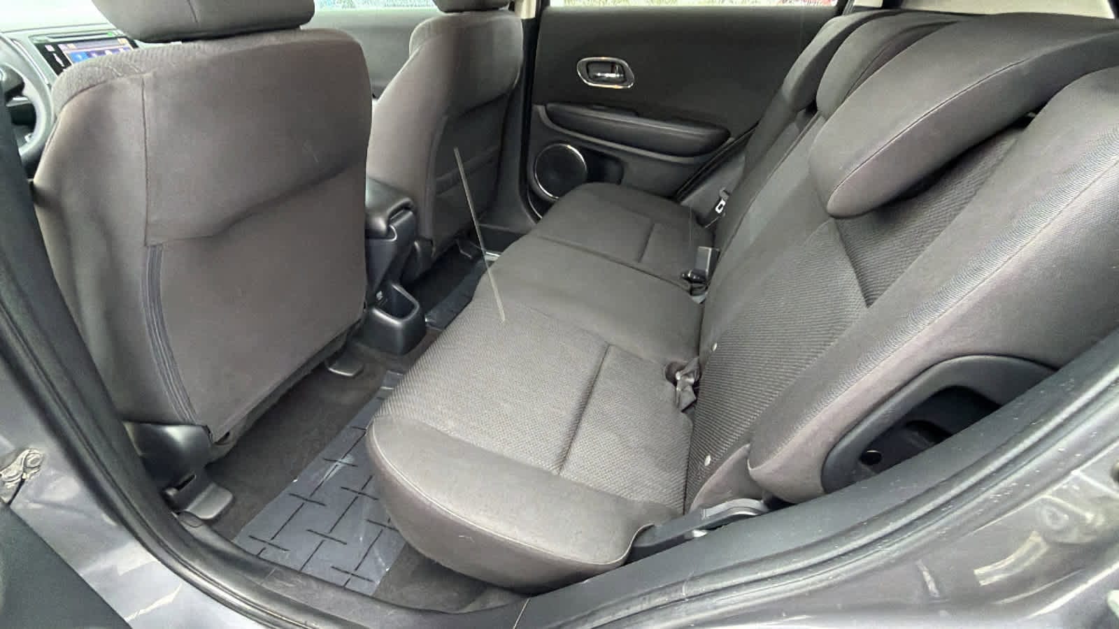 Thumbnail: 2016 Honda HR-V - 24