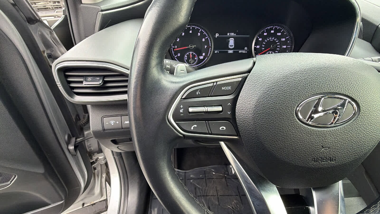 Thumbnail: 2023 Hyundai Santa Fe - 18