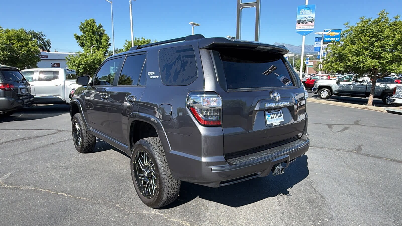 Thumbnail: 2022 Toyota 4Runner - 5