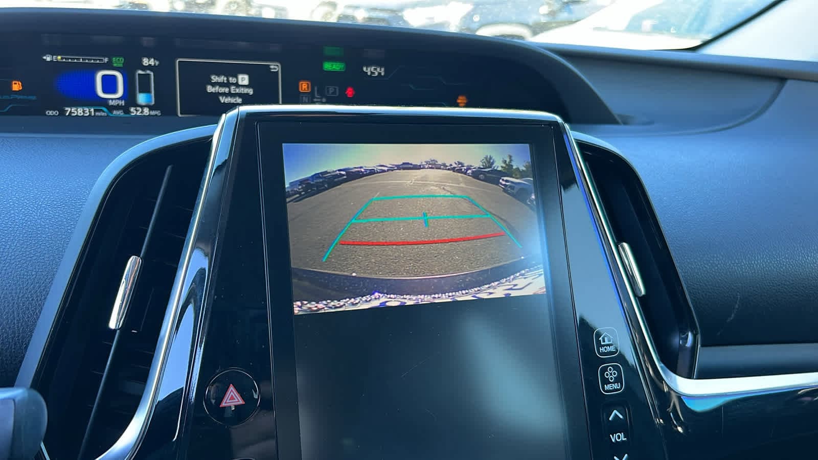 Thumbnail: 2019 Toyota Prius Prime - 16