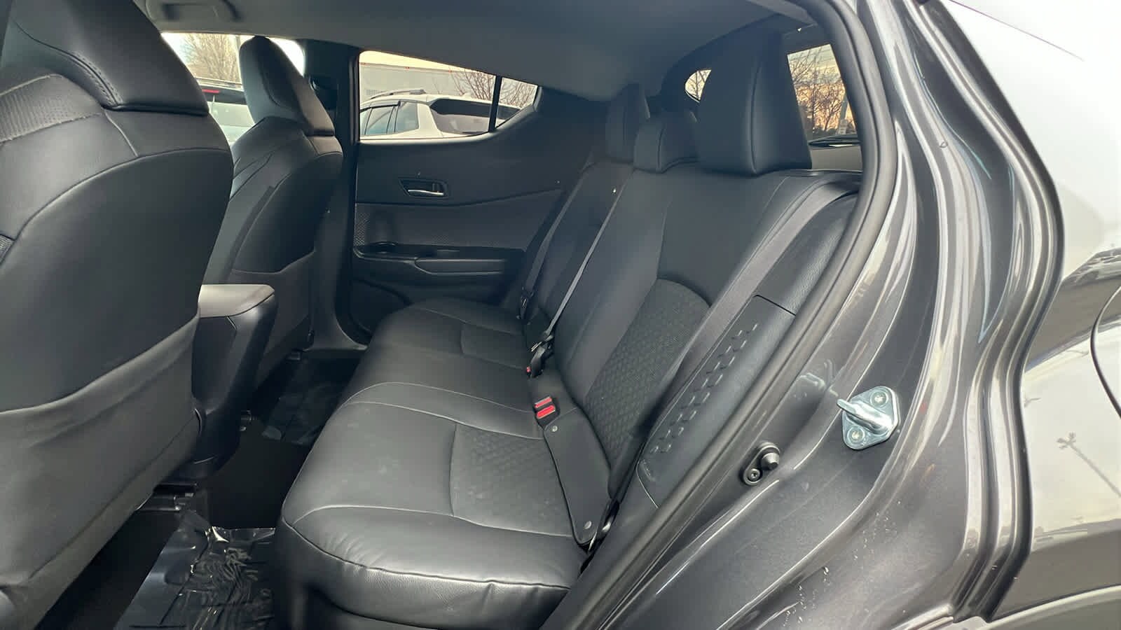 Thumbnail: 2022 Toyota C-HR - 13