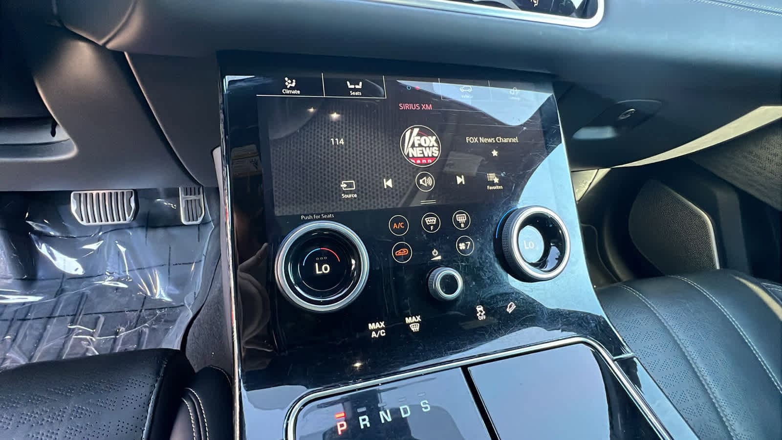 Thumbnail: 2019 Land Rover Range Rover Velar - 14