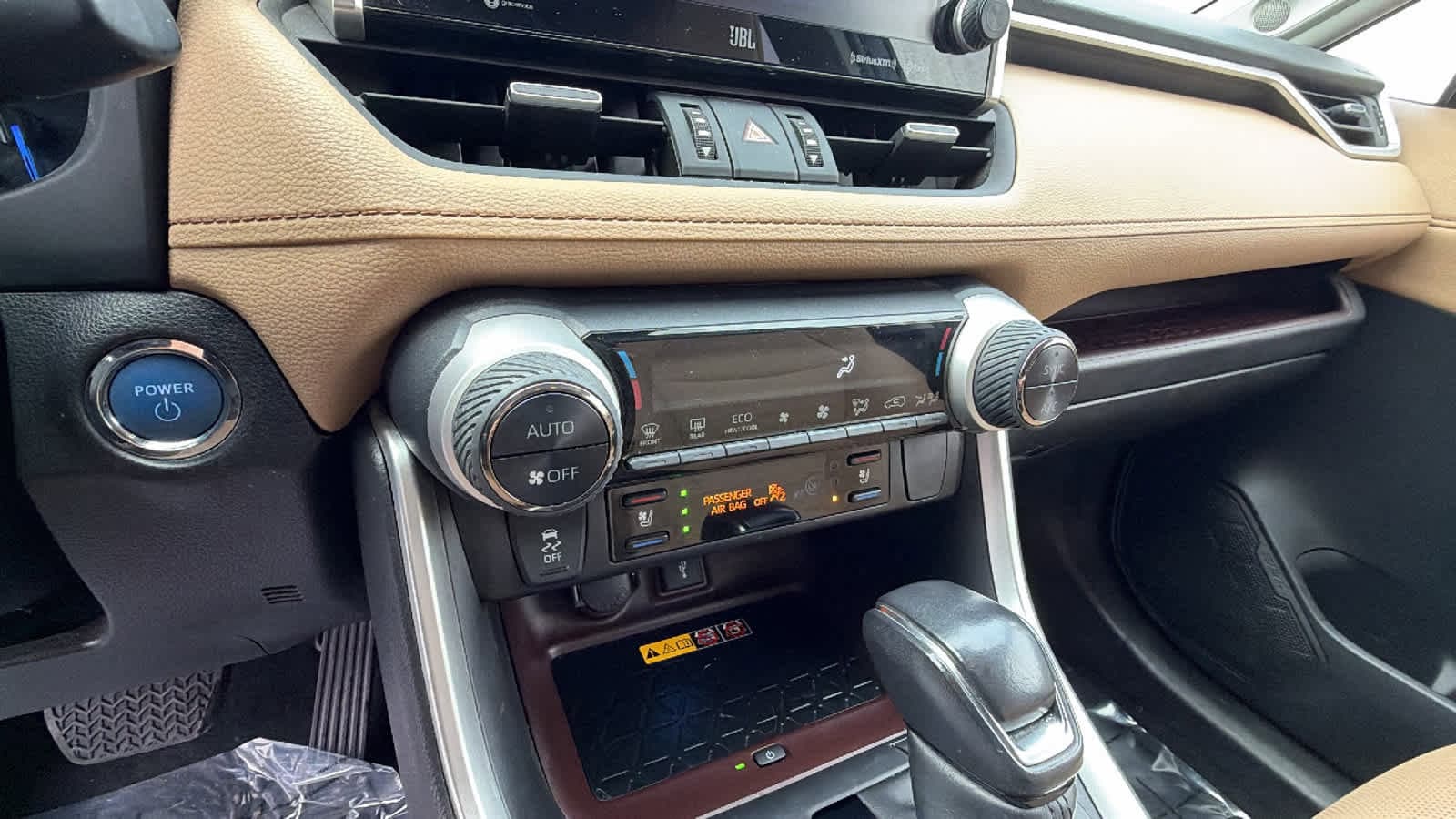 Thumbnail: 2022 Toyota RAV4 - 14