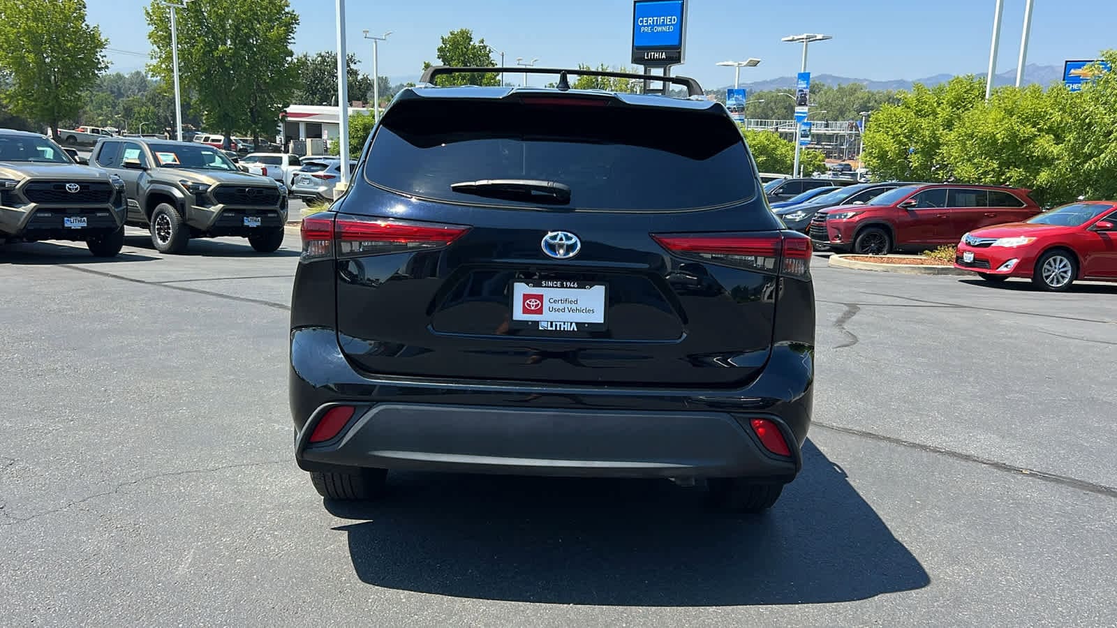 Thumbnail: 2022 Toyota Highlander - 6