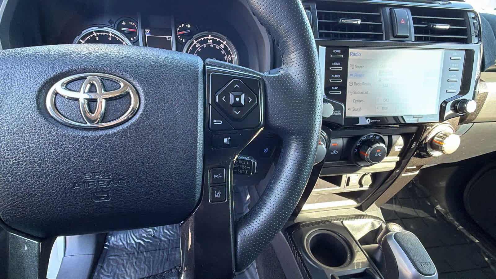 Thumbnail: 2023 Toyota 4Runner - 20