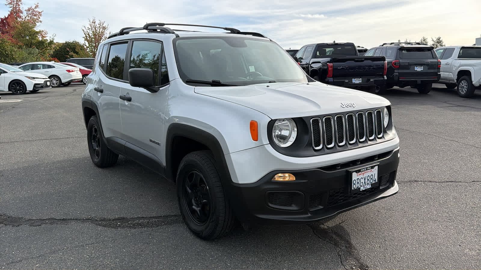 Thumbnail: 2017 Jeep Renegade - 3