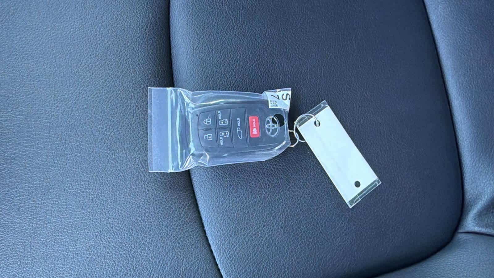 Thumbnail: 2026 Toyota Sienna - 29