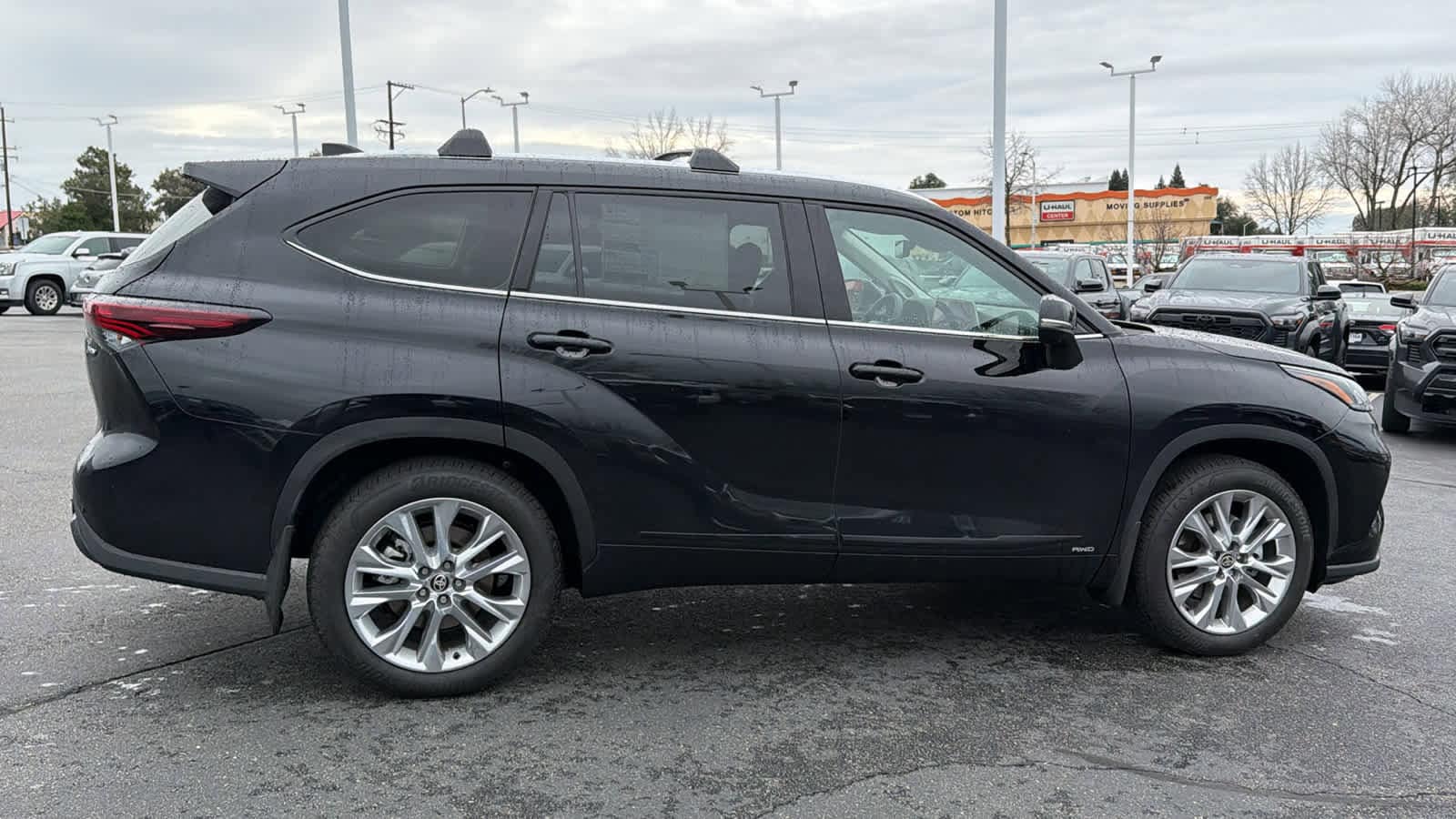 Thumbnail: 2026 Toyota Highlander - 4