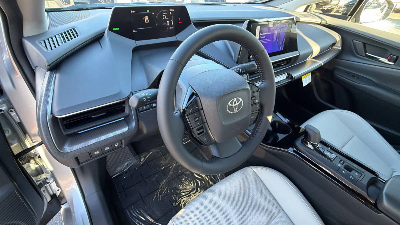 Thumbnail: 2026 Toyota Prius - 10